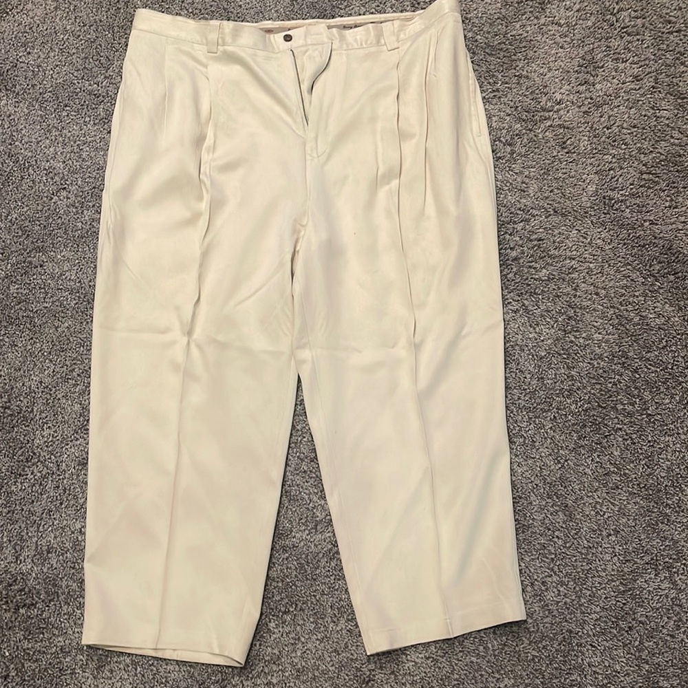 Tommy Bahama 100% Silk pants. Size 42 light khaki